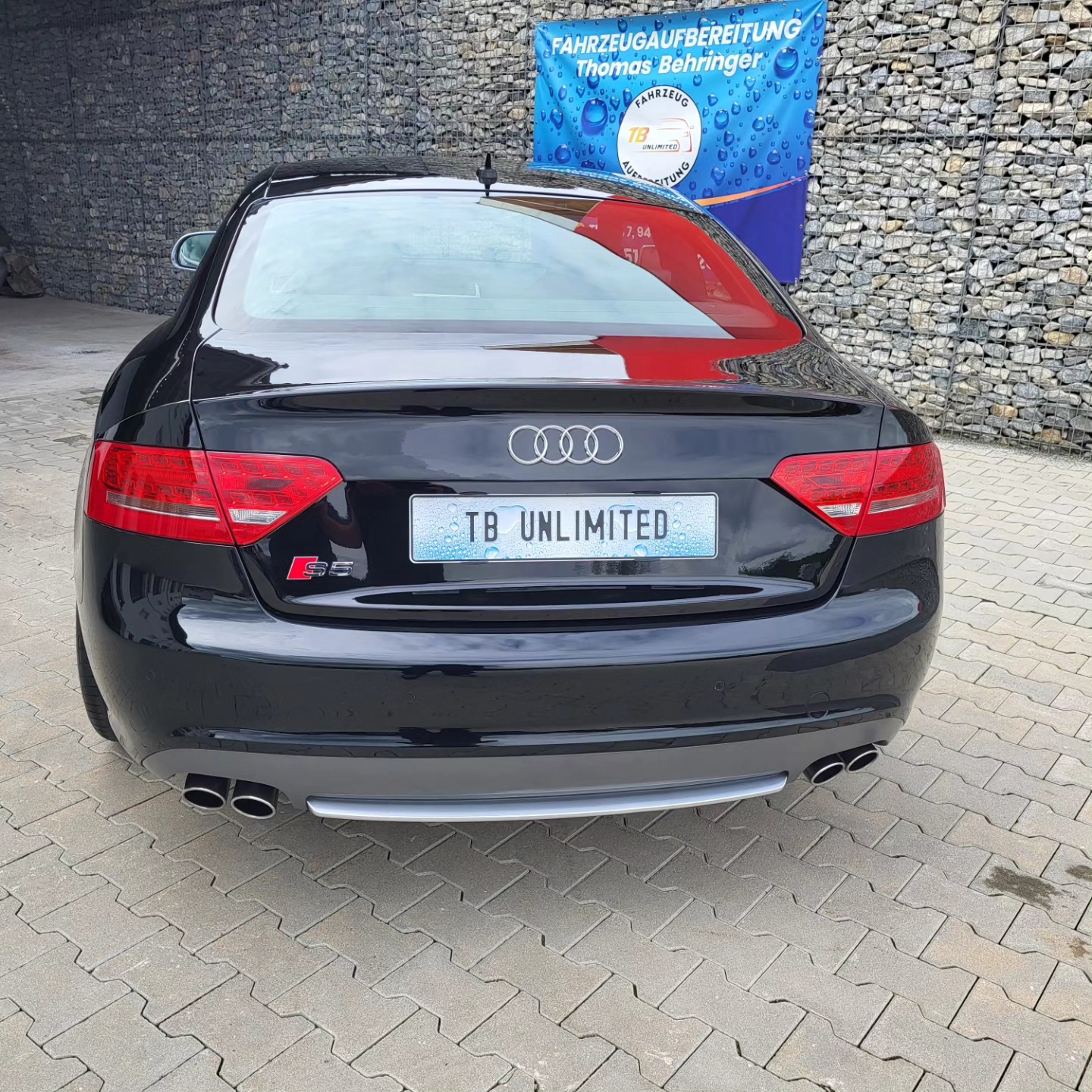 TB UNLIMITED Fahrzeugaufbereitung 04